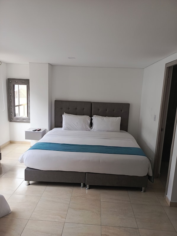 Comfort Apartment, 1 Bedroom | Laptop workspace, free WiFi