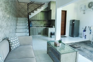 Villa, 3 Bedrooms, Private Pool | Living area