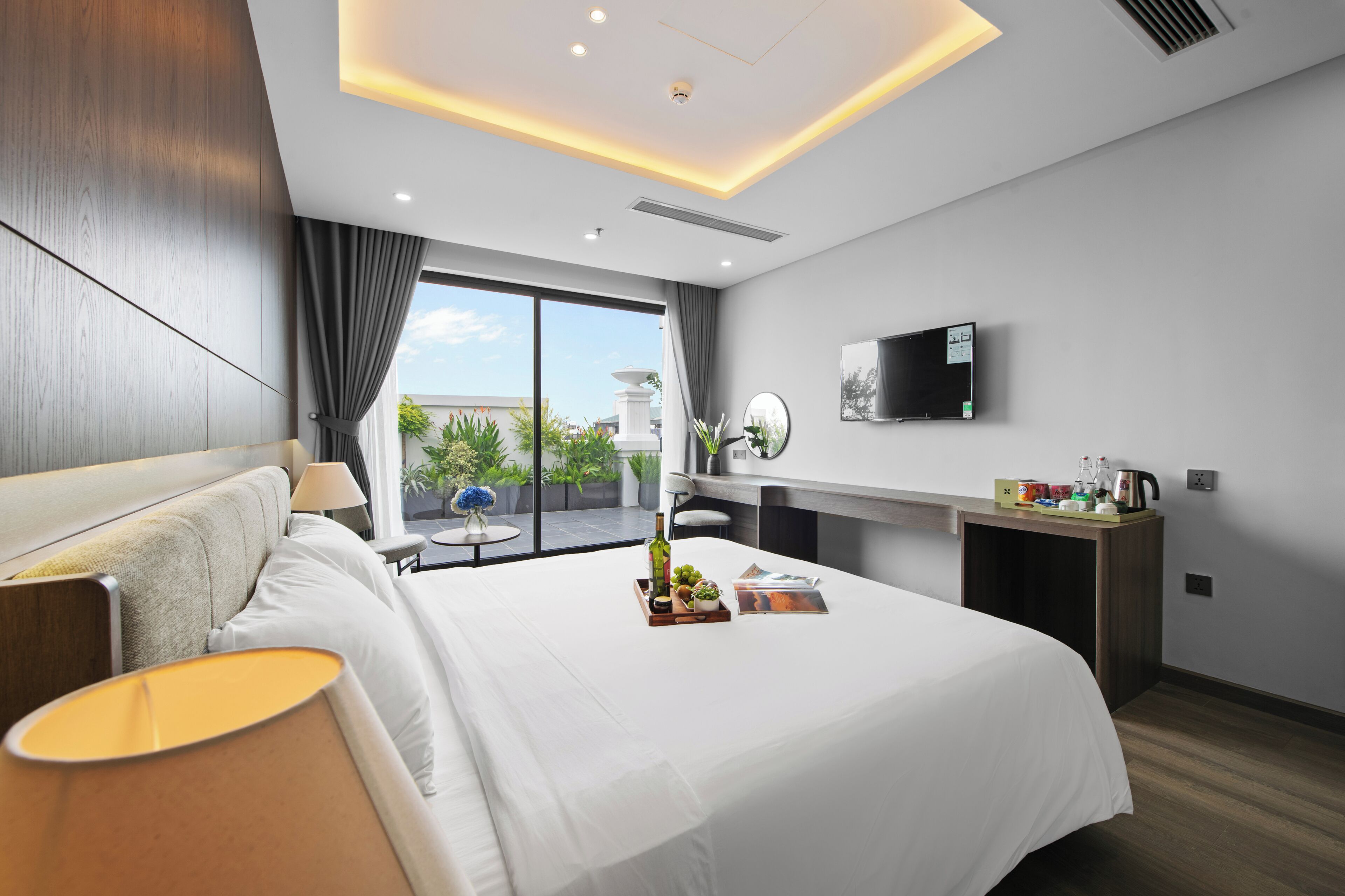 高級寢具、迷你吧、客房內保險箱、筆電工作空間