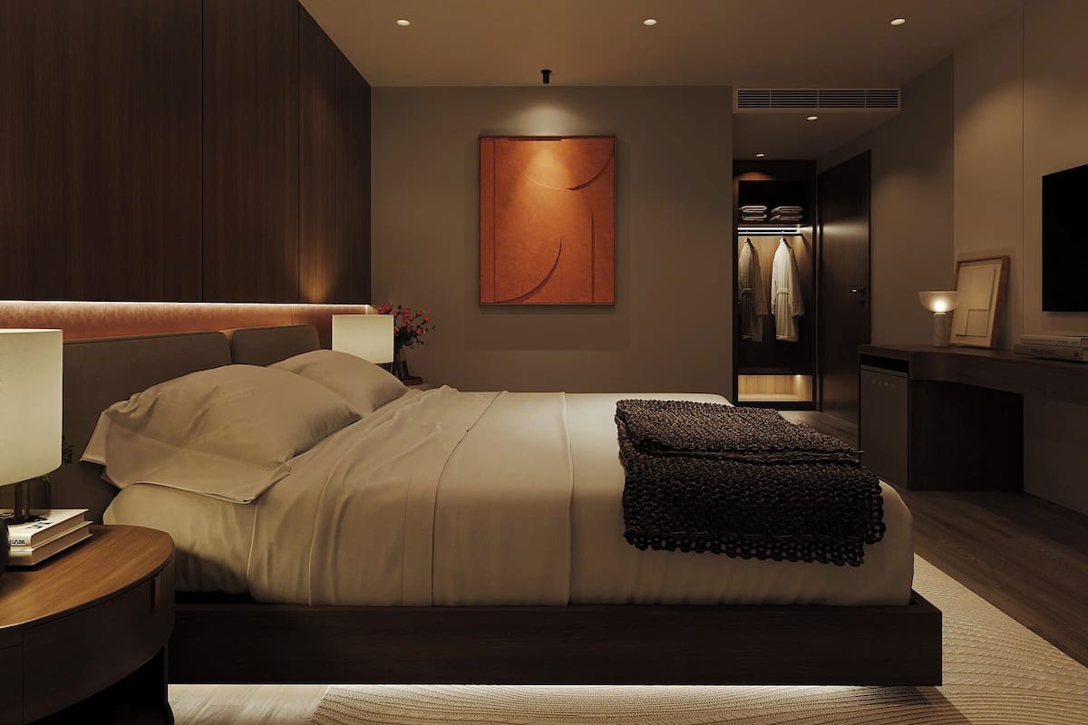 Premium bedding, minibar, in-room safe, laptop workspace