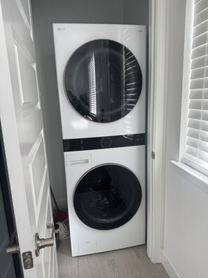 Interior - Charming brand-new 1-bedroom, 1-bath private suite with private entrance (Antelope)