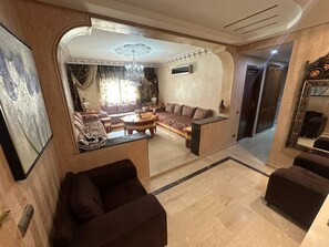 Living area - Yildirim Hotel Apartments (Tangier)