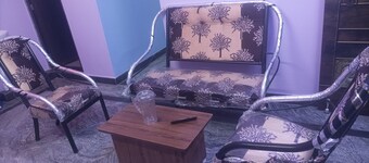 5 minutes walkable from idukkupilaiyar kovil ,family room for 4 to 5 members