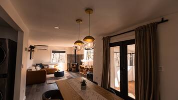 Smart TV, fireplace, books