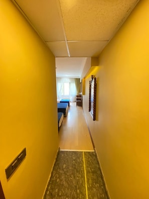 In-room safe, soundproofing, rollaway beds, free WiFi - Hotel Büyük Levent (Istanbul)