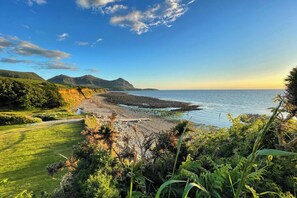 Beach - Cottage - Sleeps 4 - Pet Friendly - Terrace (Caernarfon)