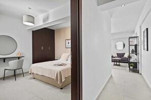 1 chambre, fer et planche à repasser, Wi-Fi gratuit, draps fournis