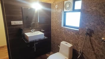 Cottage Room | Bathroom | Separate tub and shower, soap, toilet paper
