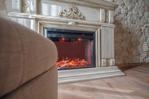 Interior - Countess Isabella Suite (Bracciano)