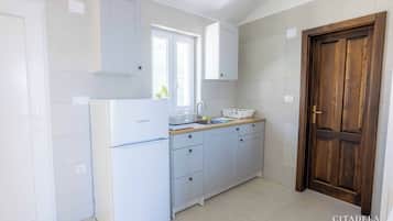 Apartman 7, balkon, pogled na more | Private kitchen