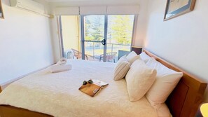 2 bedrooms, iron/ironing board, Internet, bed sheets - Seaspray Views - Lifestyle Yamba (YAMBA)