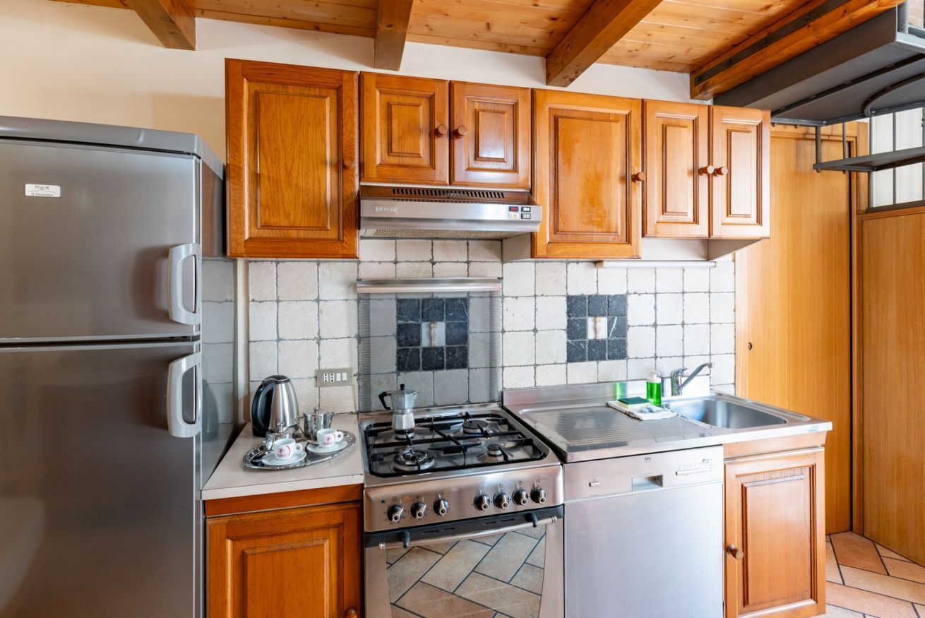 Lavavajillas y máquina de hielo