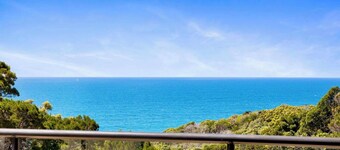 Villa Essencia - Luxurious, Gated, Private, Pool