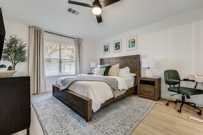 3 bedrooms, desk, iron/ironing board, travel cot