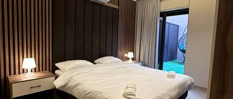 1 غرفة نوم وخدمة الإنترنت وتسهيلات لدخول الكراسي المتحركة