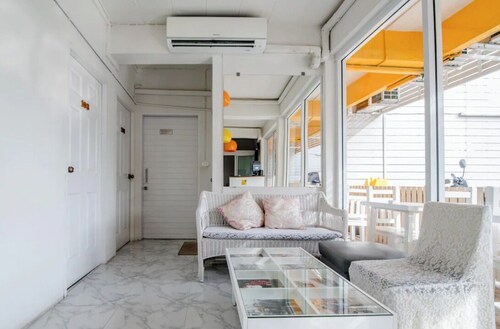 Take a Rest Donmueang