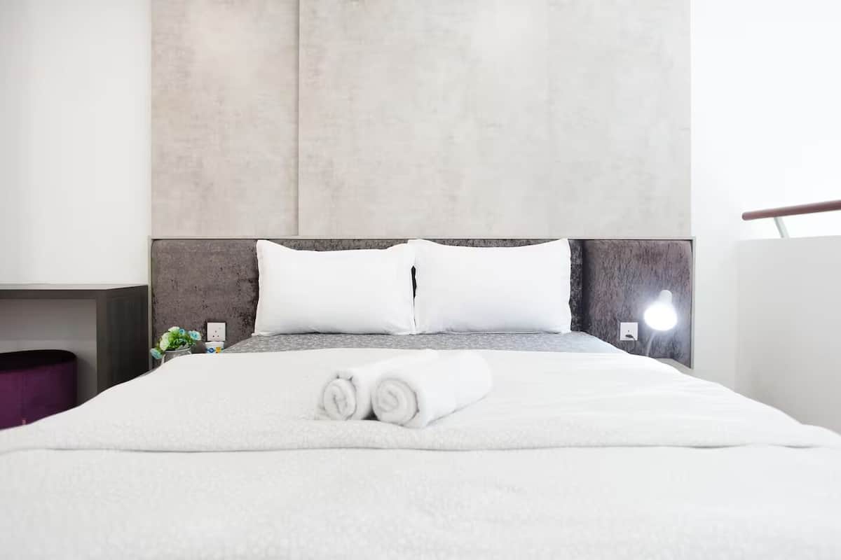 Luxe maisonnette, uitzicht op stad | Een strijkplank/strijkijzer, gratis wifi