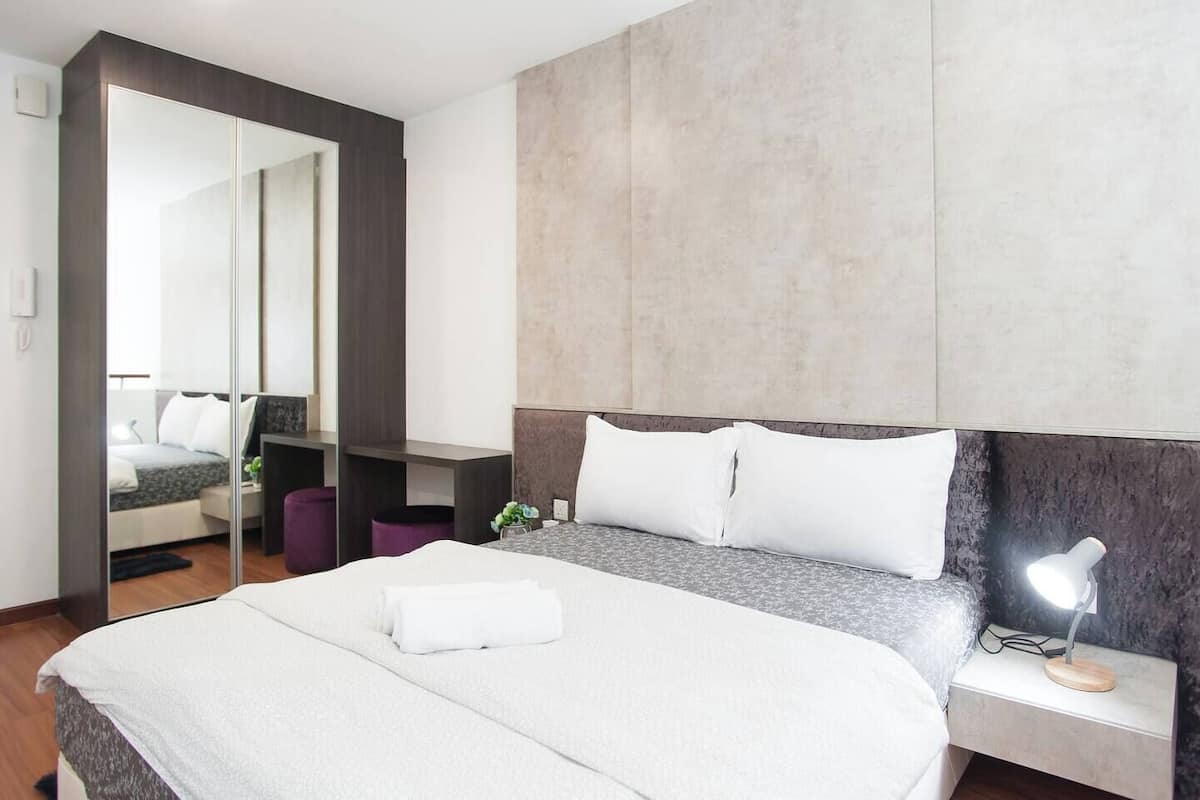 Luxury Duplex, City View | Seterika/papan seterika, Wi-fi percuma