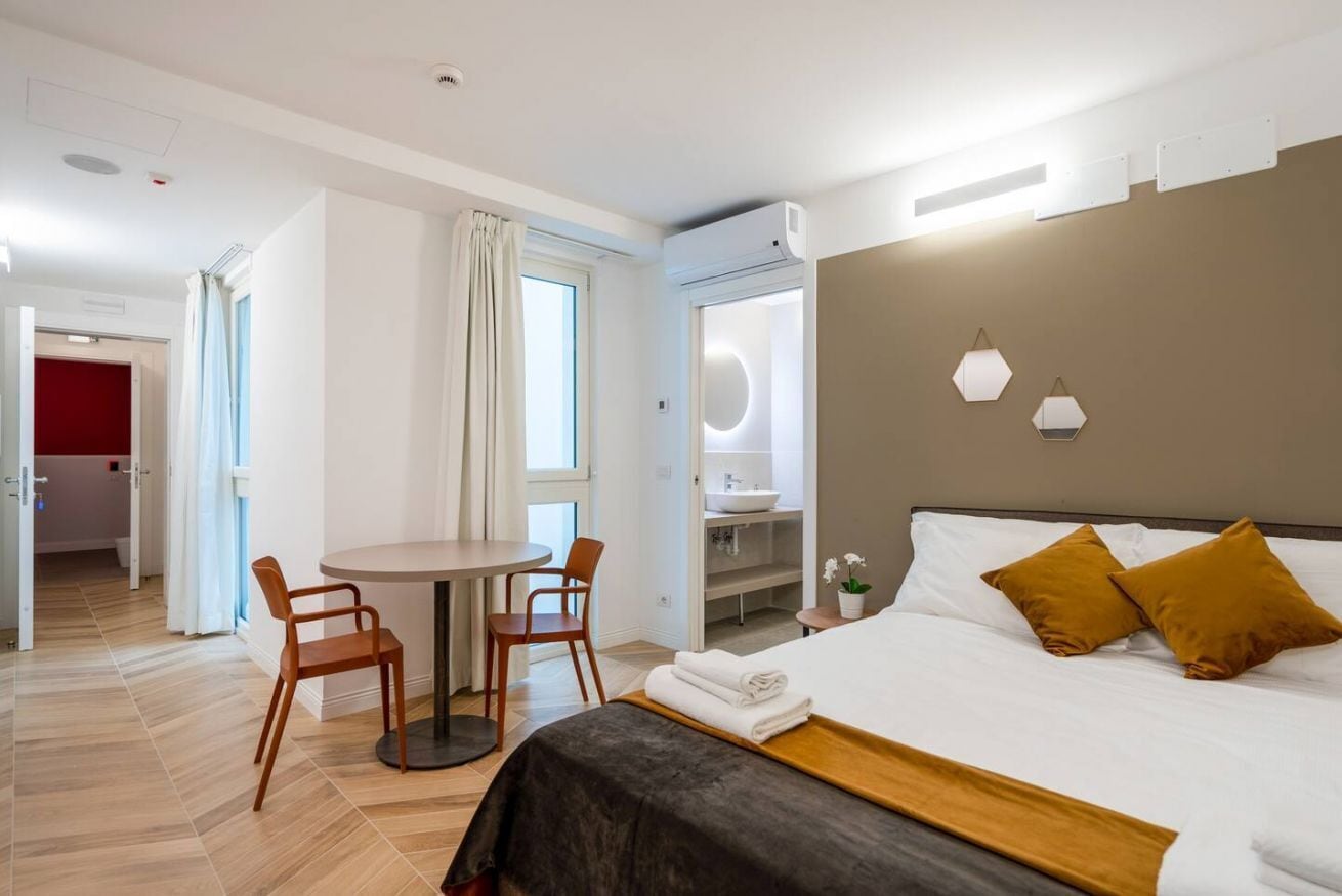 開放式客房, 1 張標準雙人床, 庭園景 | 免費 Wi-Fi、床單