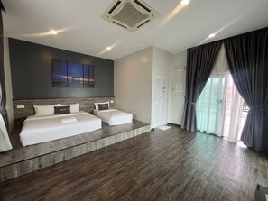 Chambre Triple Deluxe, vue mer