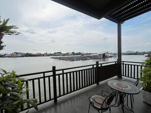 Chambre Triple Deluxe, vue mer