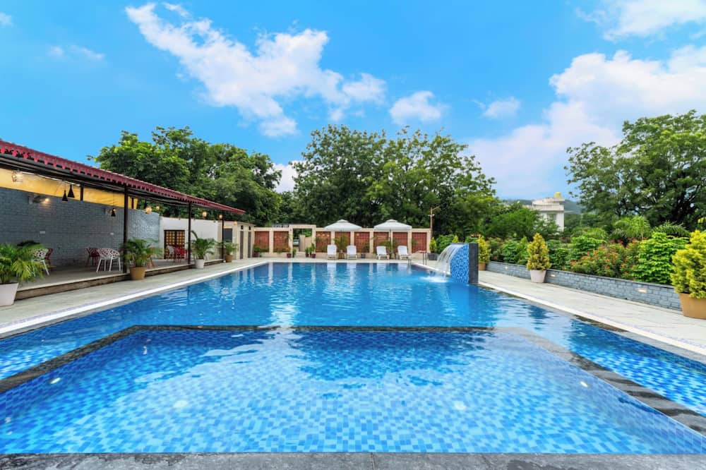 Milestone Resort - Sare
