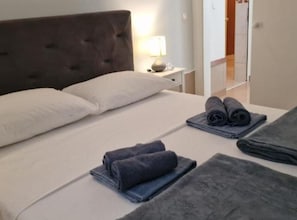 아파트 (One Bedrrom Apartment) | 1 개의 침실
