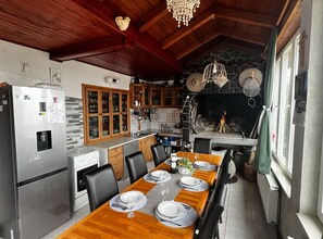 獨棟房屋 (Two Bedroom House) | 餐廳