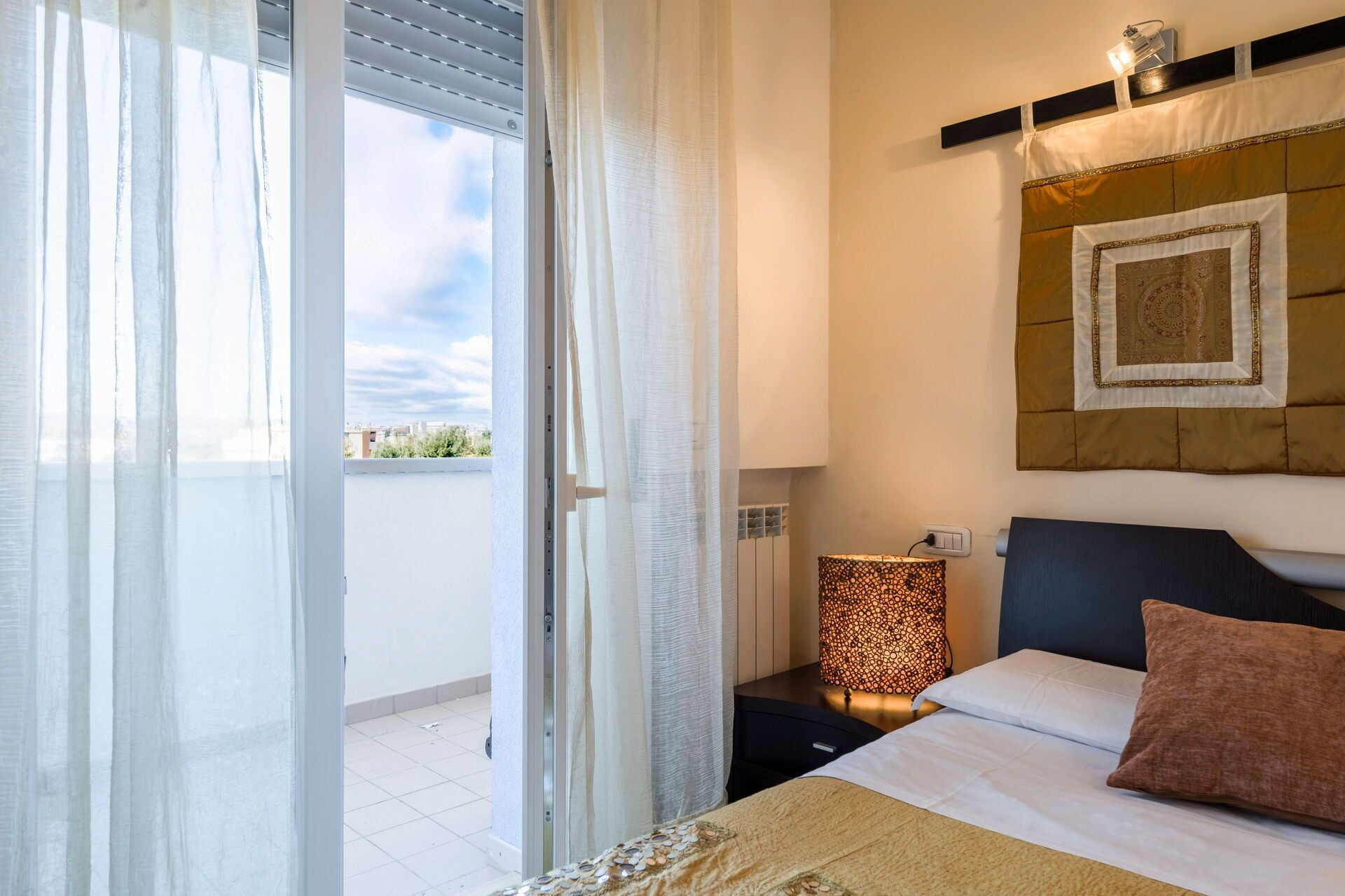 Lit parapluie, Wi-Fi gratuit