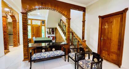 Charming 4-bedroom bungalow with WiFi and AC in Tirupati