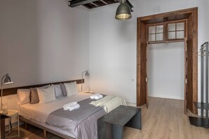 3 chambres, fer et planche à repasser, Wi-Fi, literie fournie