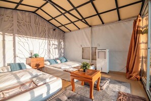 Family Tent | Free WiFi, bed sheets - Rai Amornphaya (Mae Rim)