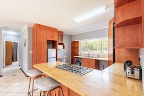 Family House, River View | Private kitchen