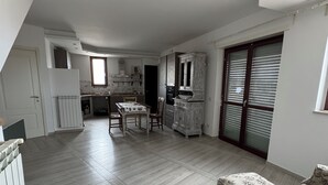 Interior - PIRGUS ATTIC (Santa Marinella)