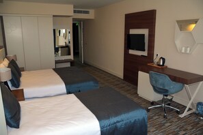 Classic Double or Twin Room, City View | In-room safe, desk, laptop workspace, free WiFi - Grand Ramons Hotel (Acipayam)
