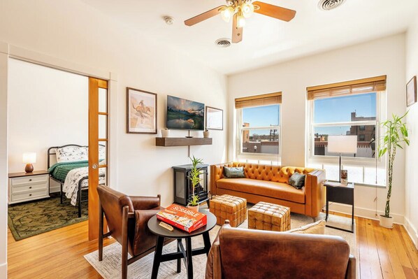TV, fireplace, offices