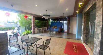 Capital O 91175 Jma Feringhi Beach Hotel