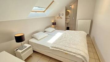 Villa | 5 bedrooms, individually furnished, bed sheets