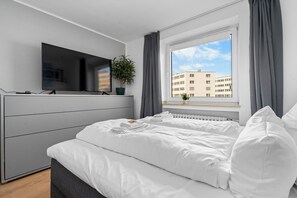 1 bedroom, iron/ironing board, travel cot, free WiFi