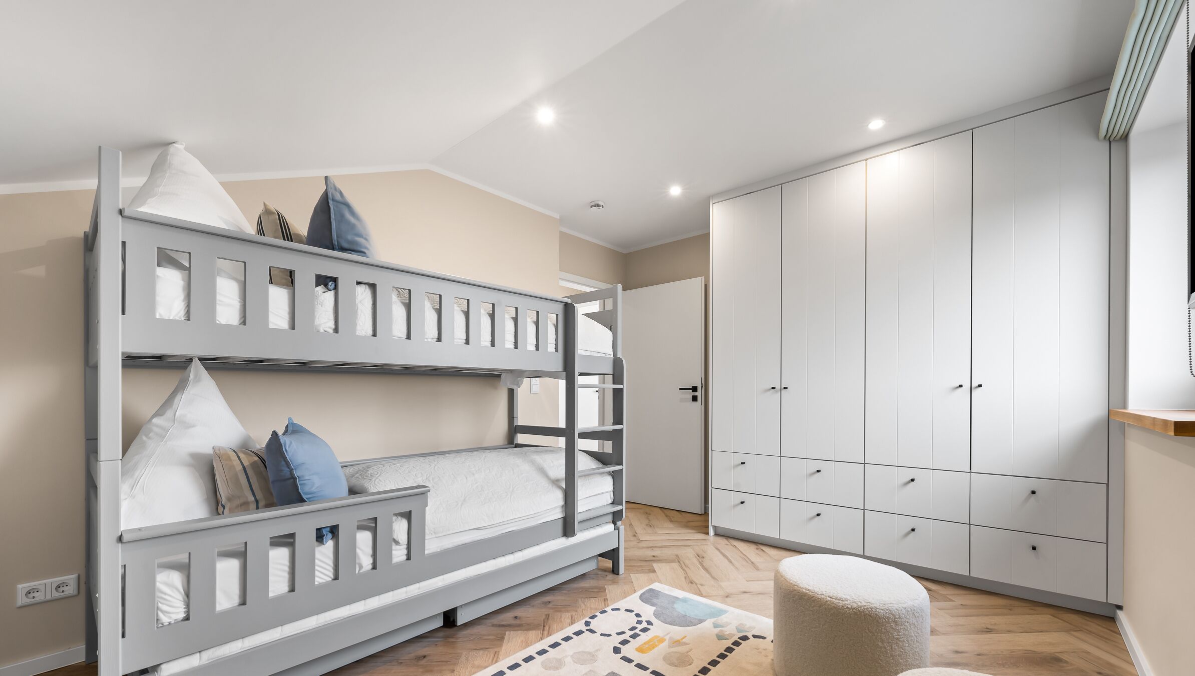 2 Schlafzimmer, Bügeleisen/Bügelbrett, Reisekinderbett, kostenloses WLAN