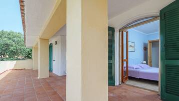 4 Schlafzimmer, Bügeleisen/Bügelbrett, Bettwäsche