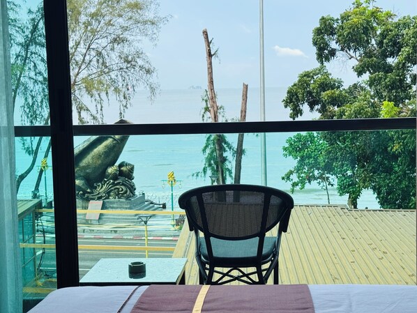 Superior Room with Sea View | Näkymä huoneesta