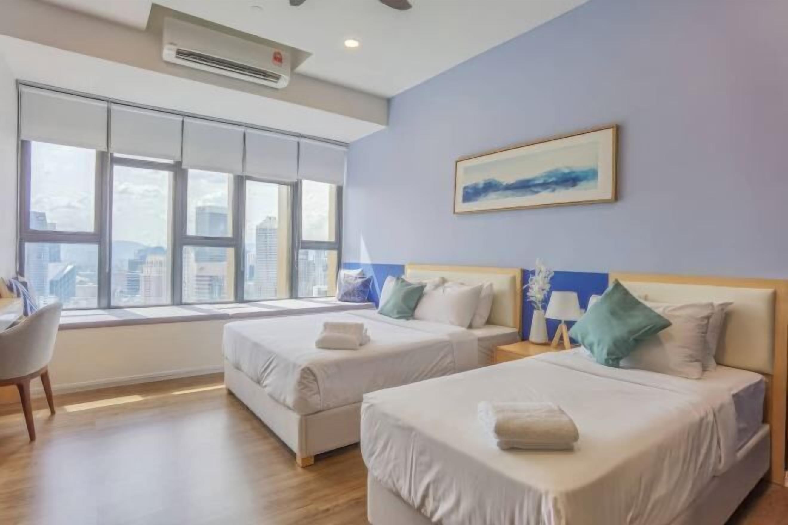 Desk, laptop workspace, free WiFi, bed sheets