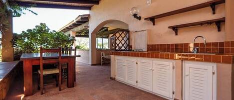 Restauration extérieure