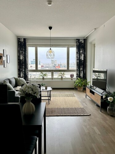 Twin with city views