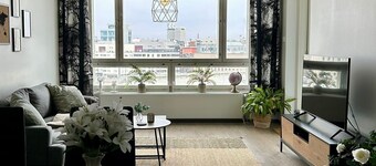 Twin with city views