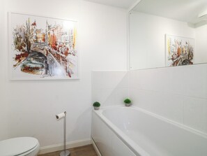 Chaumière | Salle de bain | Douche, séchoir à cheveux