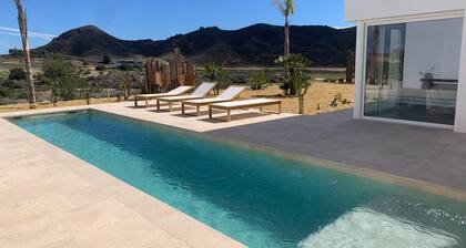 La Pita (private swimming pool)