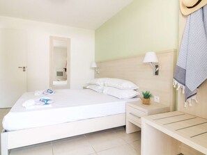 1 bedroom, free WiFi, bed sheets