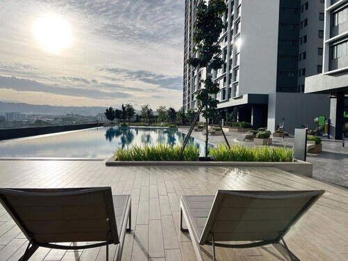 Netizen Cheras Residence by Emily in Town